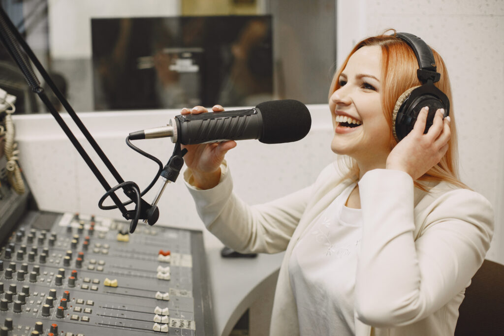 Locutora con buen feedback con el cliente